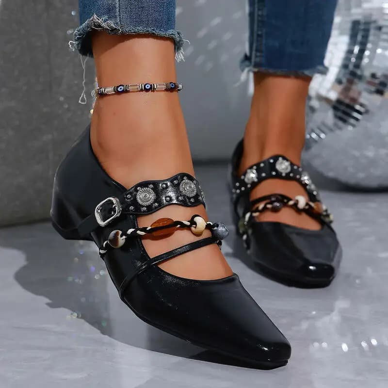 Vintage Metal Buckle Cross Strap Mary Jane Women's Shoes 2026 Spring Moccasin Plastic Beads With Mid Heel Women Shoes With Bohemian Pumps