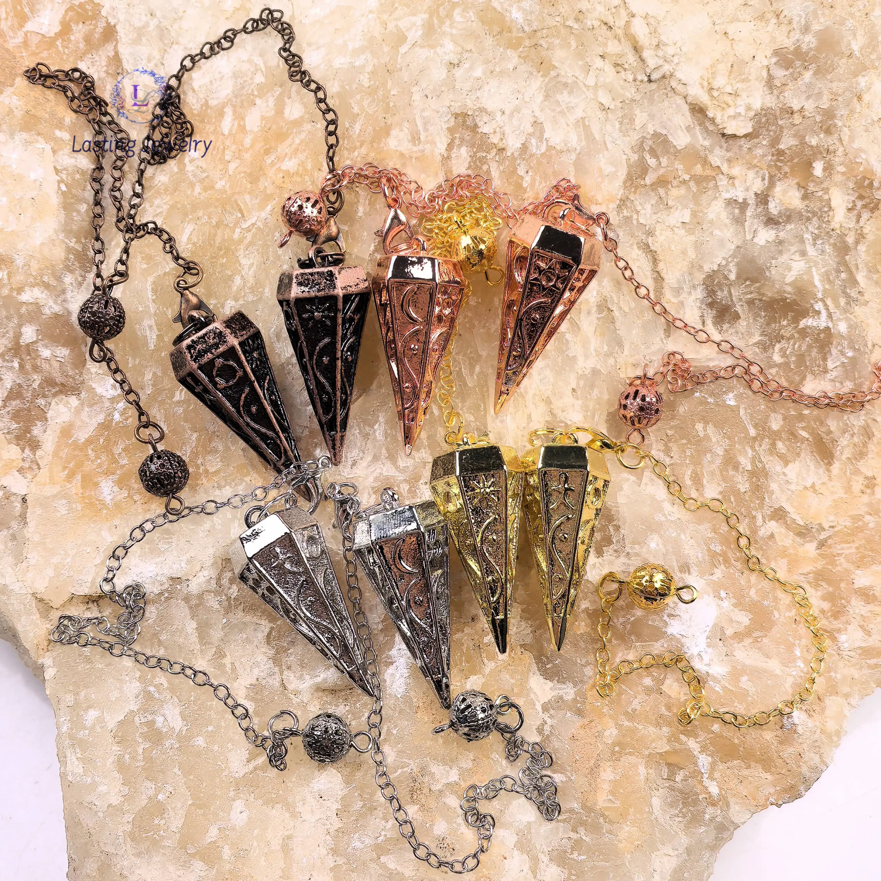 Pendolo a cono placcato in metallo ramato per rabdomanzia Divinazione Bronzo antico Guarigione Chakra Rune Pendenti Penduli Pendule Gioielli
