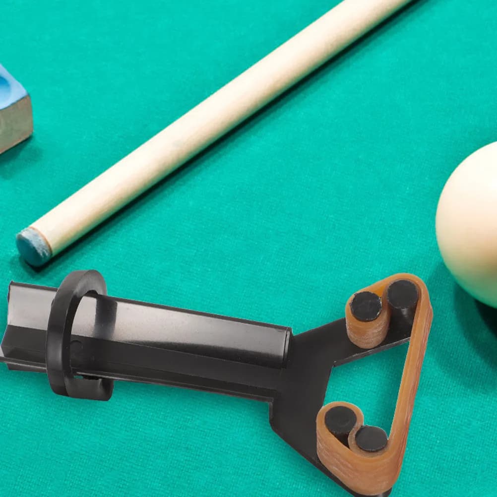 Morsetto Premium per Punte da Biliardo con Presa Elastica Forte, Superficie Antiscivolo e Design Sicuro per Modellare, Lucidare e Riparare le Punte