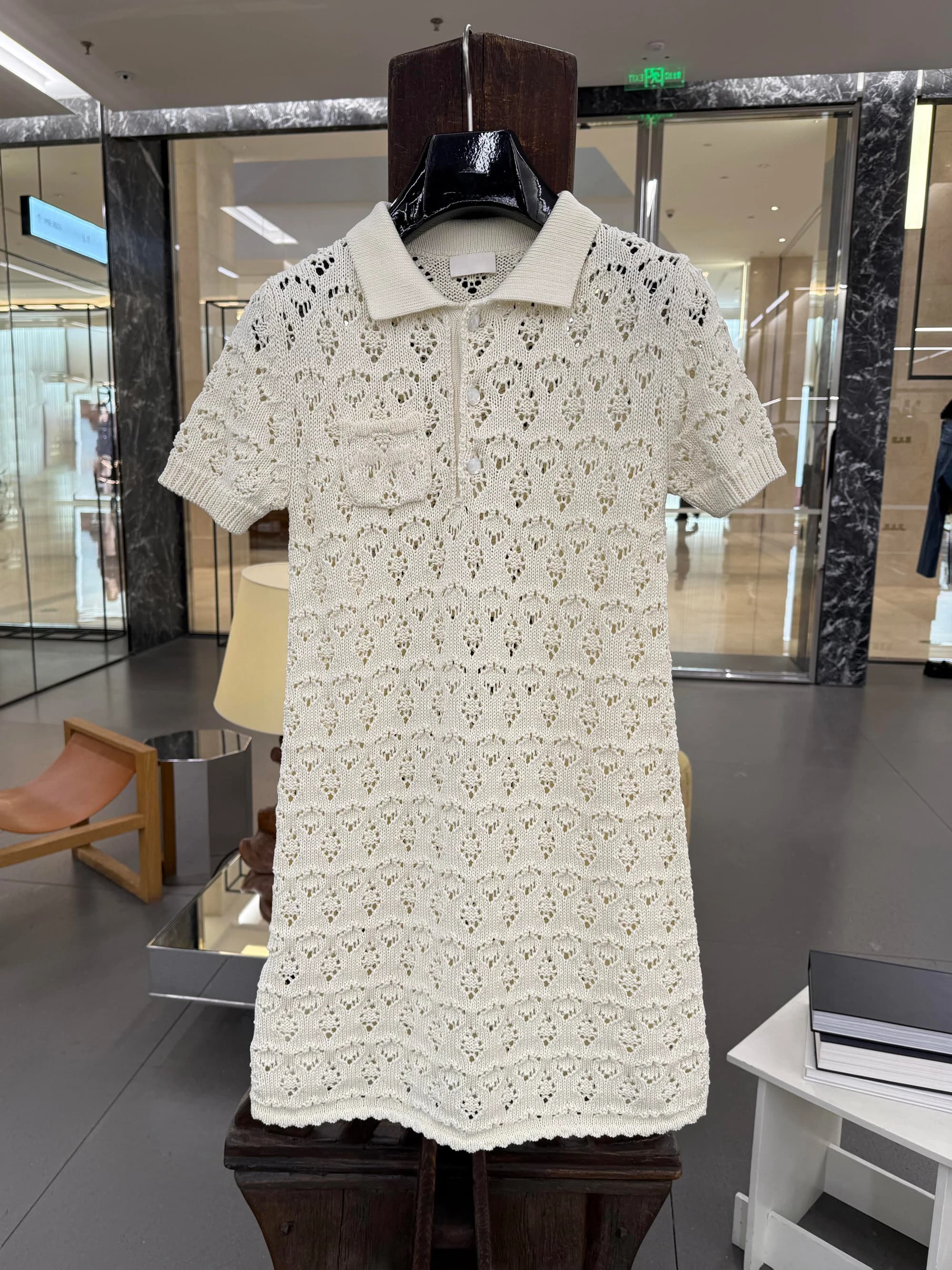 Elegante Abito in Maglia con Design Traforato Stile Francese, Vestito Aderente da Donna alla Moda, Splendidamente Realizzato, Adatto a Varie Occasioni