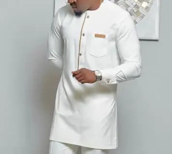 2023 nuovo arrivo moda estiva Dashiki uomo africano manica lunga o-collo poliestere bianco Plus Size t-shirt M-4XL No Pant