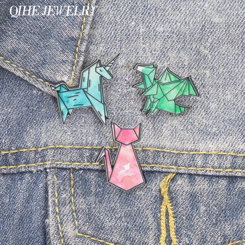 Cute Origami Animal Enamel Pin Creative Paper Fold Cat Unicorn Dragon Cartoon Brooches Lapel Badge Funny Jewelry Gift for Friend