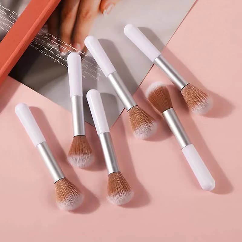 Pennello Multifunzionale per Trucco con Manico Rotondo, Professionale per Fondotinta e Blush, Accessori Cosmetici