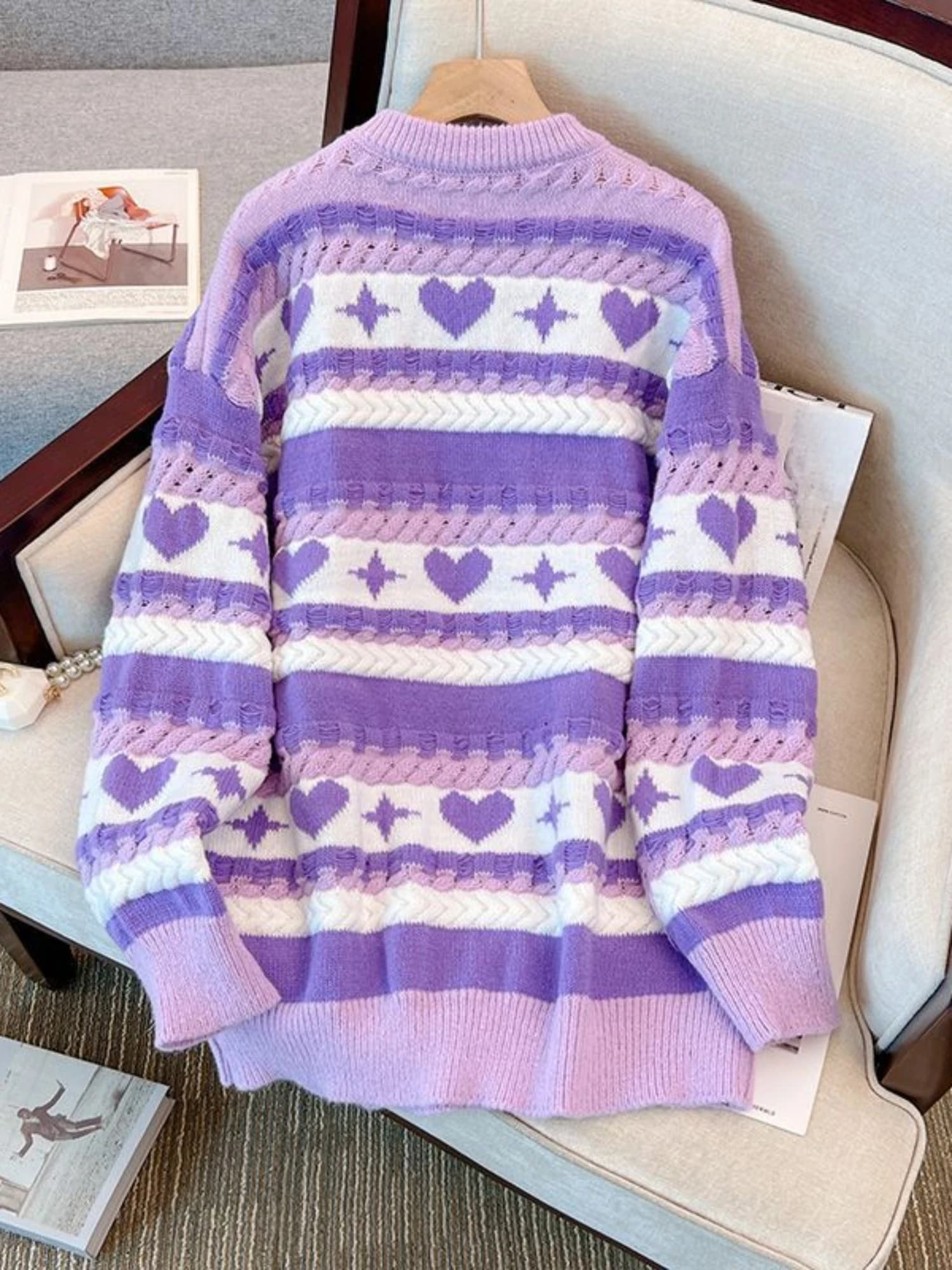 Women's Thick Round-Neck Sweater with Heart and Star Jacquard Knit, Loose Hollow-Out Striped Sweet Style Top, Cute Outfit for Everyday Outings in Autumn and Winter / Perfect for Girlfriends' Gatherings