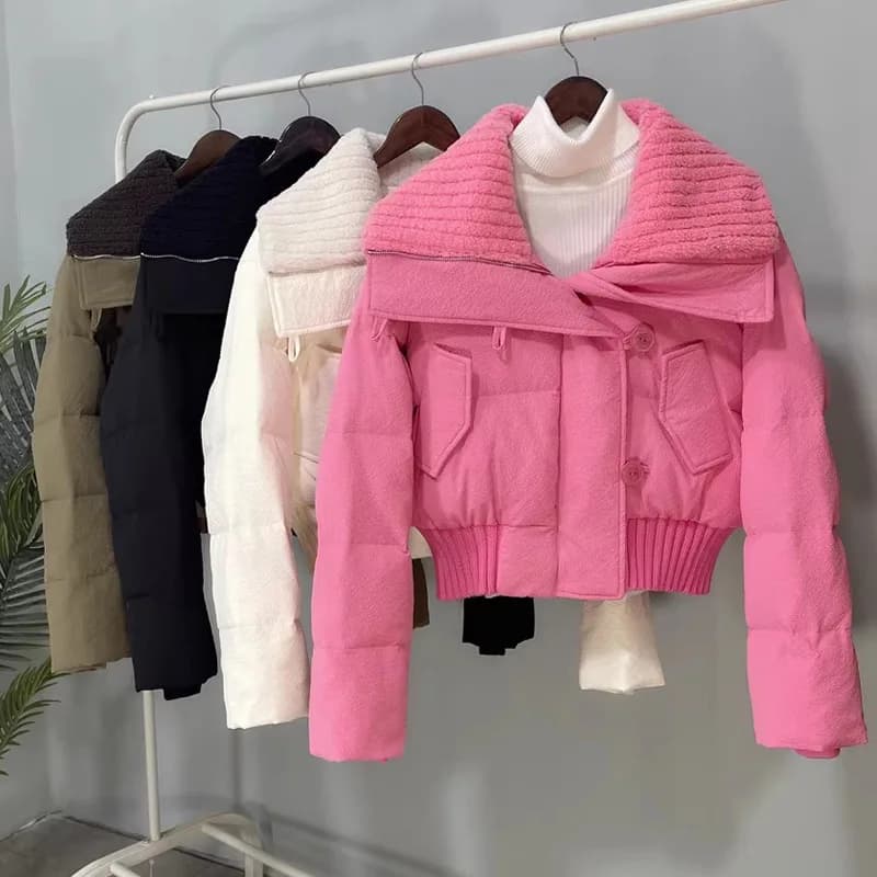 Cappotto Corto Imbottito alla Moda con Collo in Pelliccia d'Agnello, Giacca in Cotone Stile Coreano, Nuova Collezione Invernale Trendy