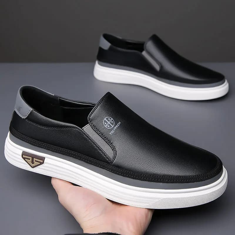 Mocassini casual in vera pelle fatti a mano da uomo 2025 Nuovo marchio di lusso Comodo slip-on Mocassini da guida Scarpe basse