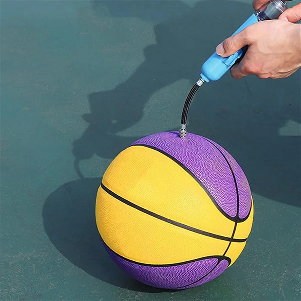 T22C 2 Pezzi Pompe per Palloni Portatili, Pompa ad Aria Manuale per Gonfiabili, Calcio, Pallacanestro, Pallavolo, Galleggianti da Piscina, Pneumatici Bici