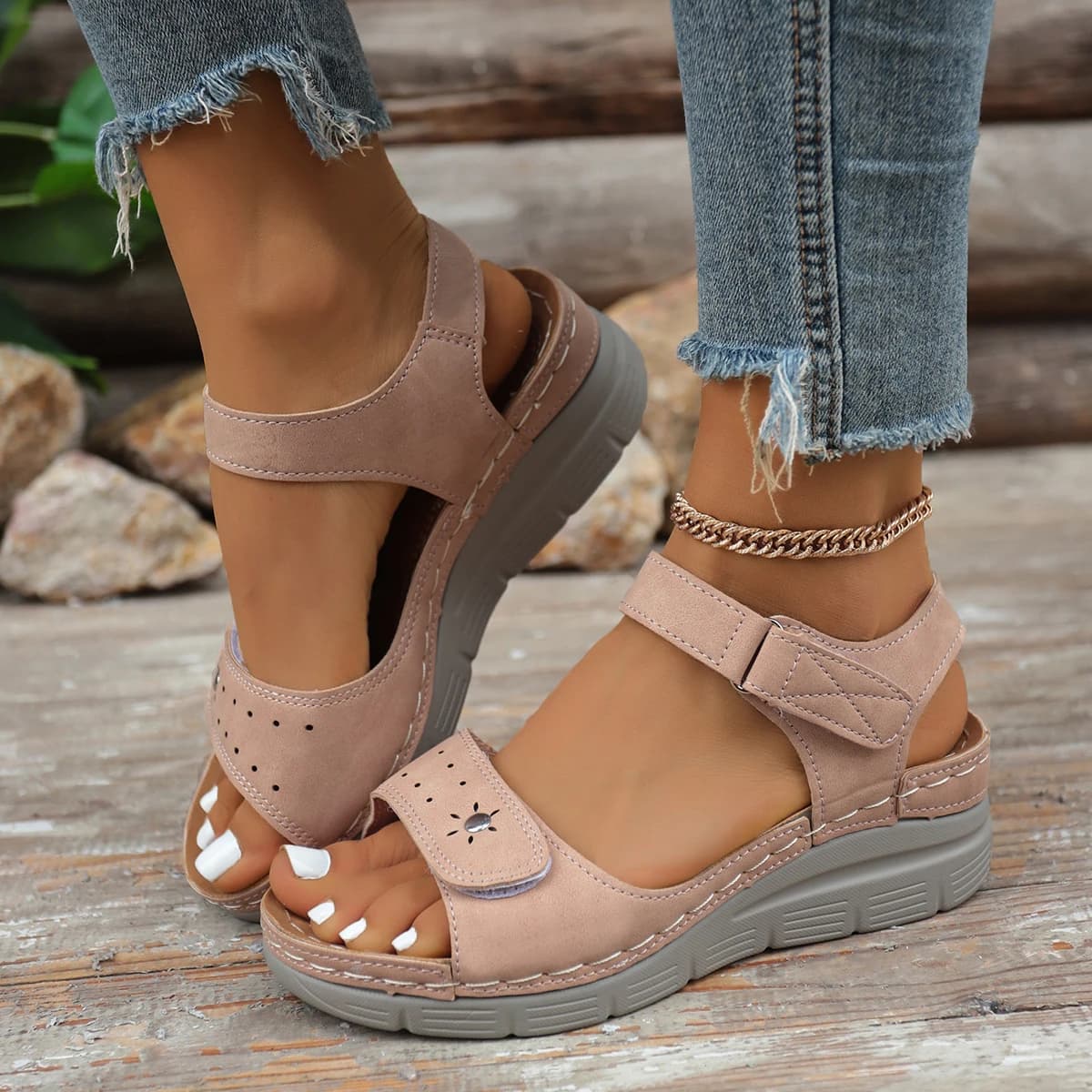 2026 New Women Sandals Fashion Wedge Sandals for Women Summer Thick Sole Non Slip Beach Shoes Woman Lightweight Platform Sandals
