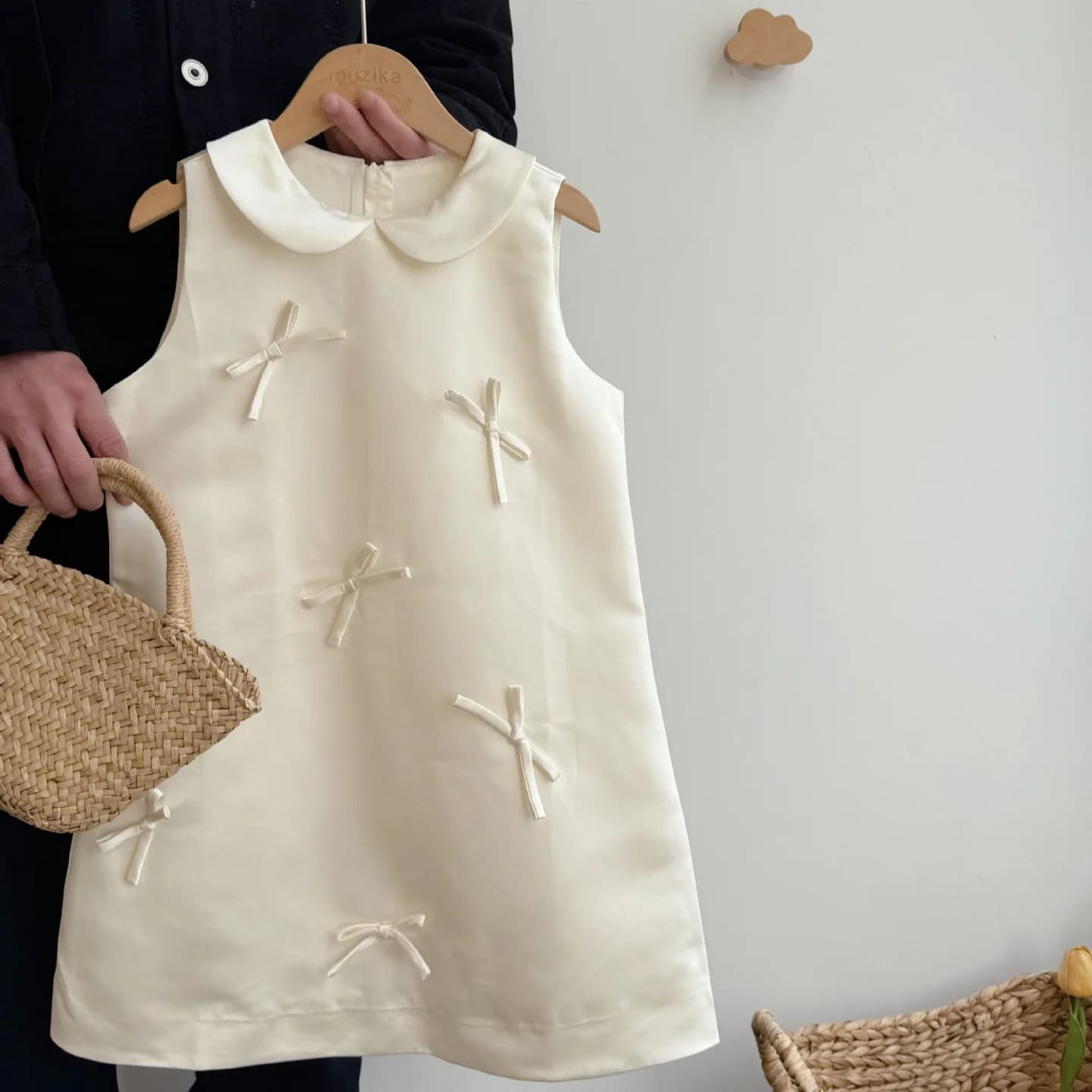 Collezione primavera/estate 2025 Gonna gilet di lusso leggera da ragazza Gonna da bambina Piccolo abito in stile profumato