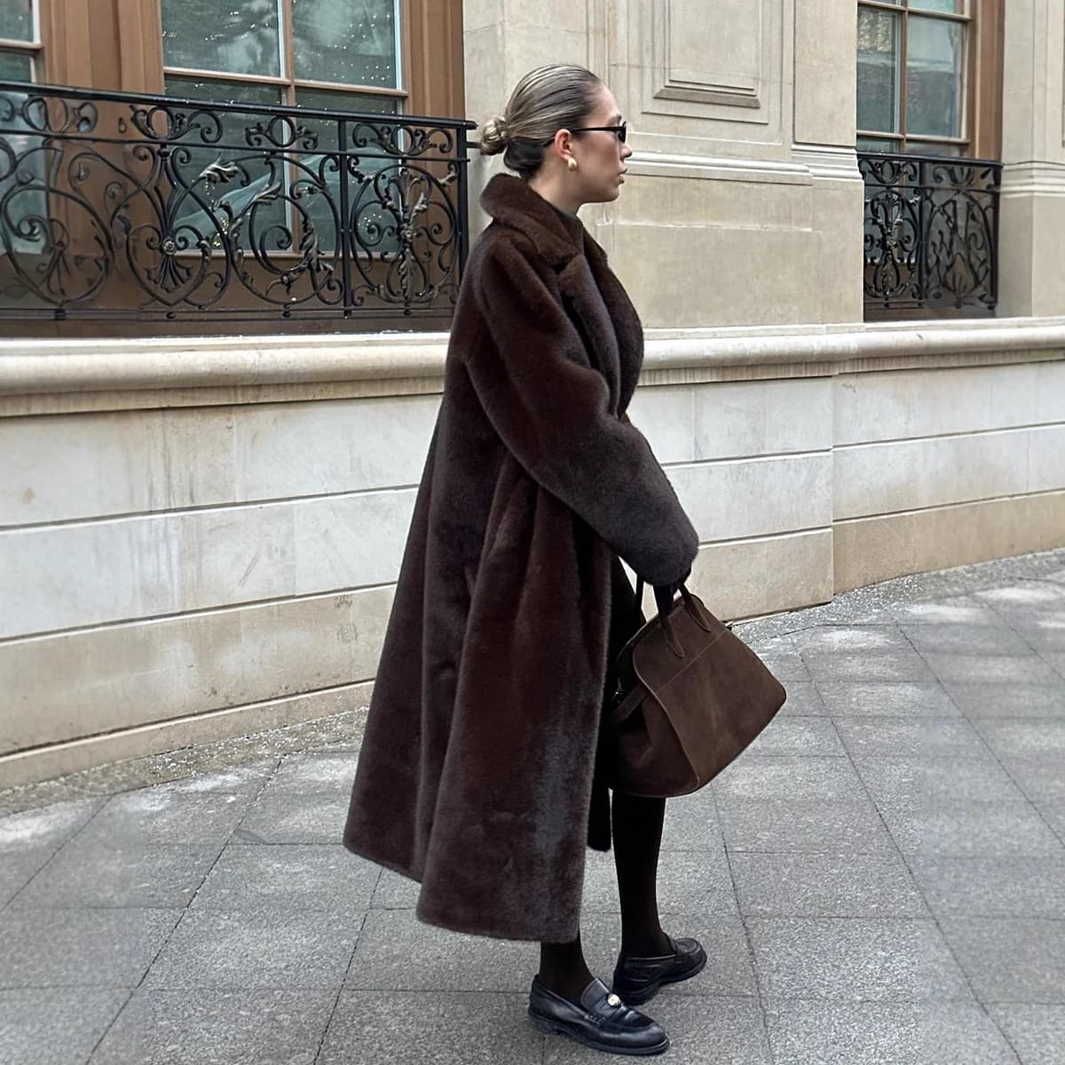 Winter Women Belted Eco Fur Coat Pure Color Furry Collar Waist-cinching Female Mink Fur Jacket Winter Designed Lady Fur Coat