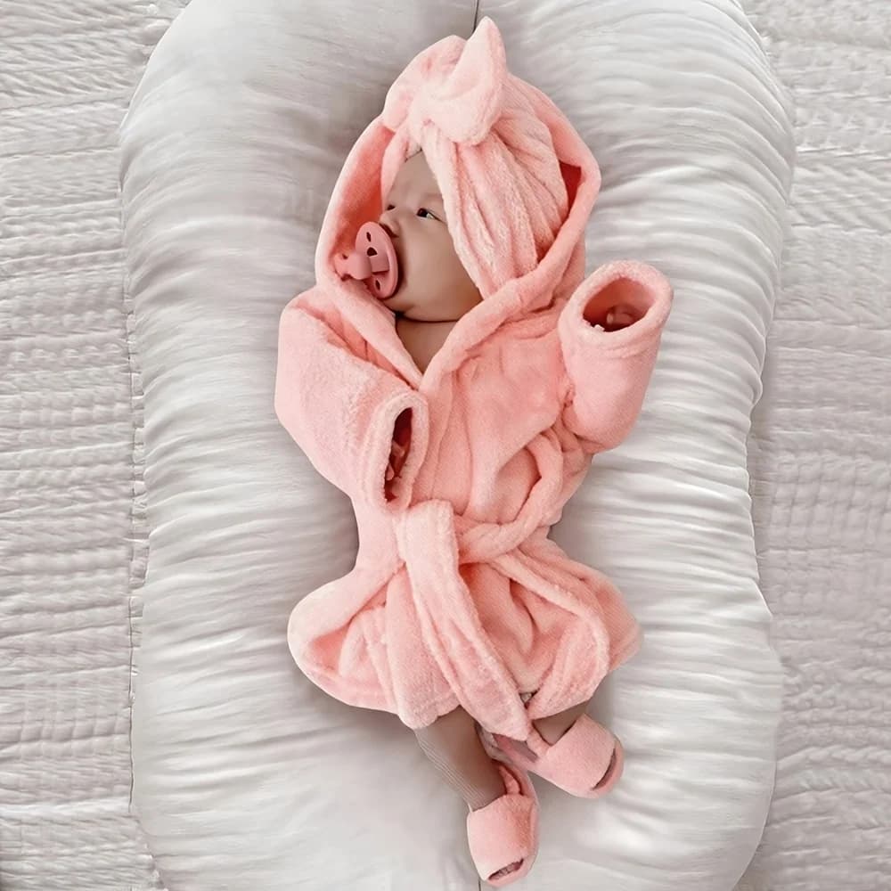 4pcs Photography Set, Posing Props, Soft Skin-Friendly Bathing Cap, Belt, Robe And Slippers, Cute Shower Style Set
