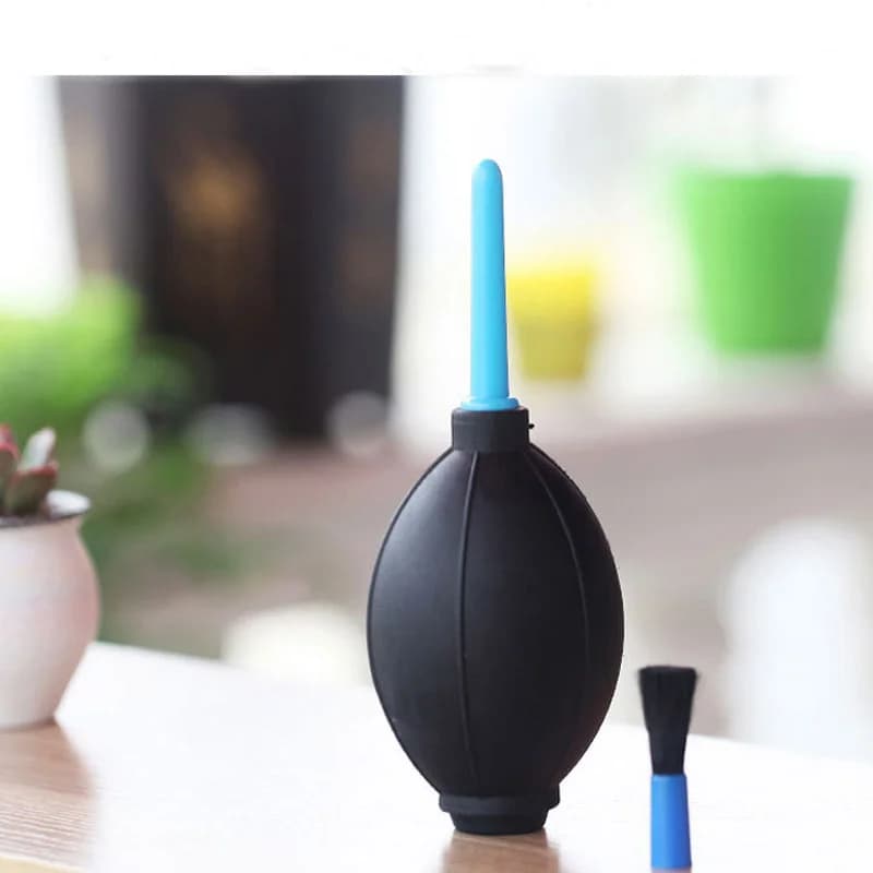 2-in-1 Lens Cleaning Kit, Dust Brush Air Blower Cleaner Tool for Camera Phone Tablet Laptop Screen Lens Care Supplies