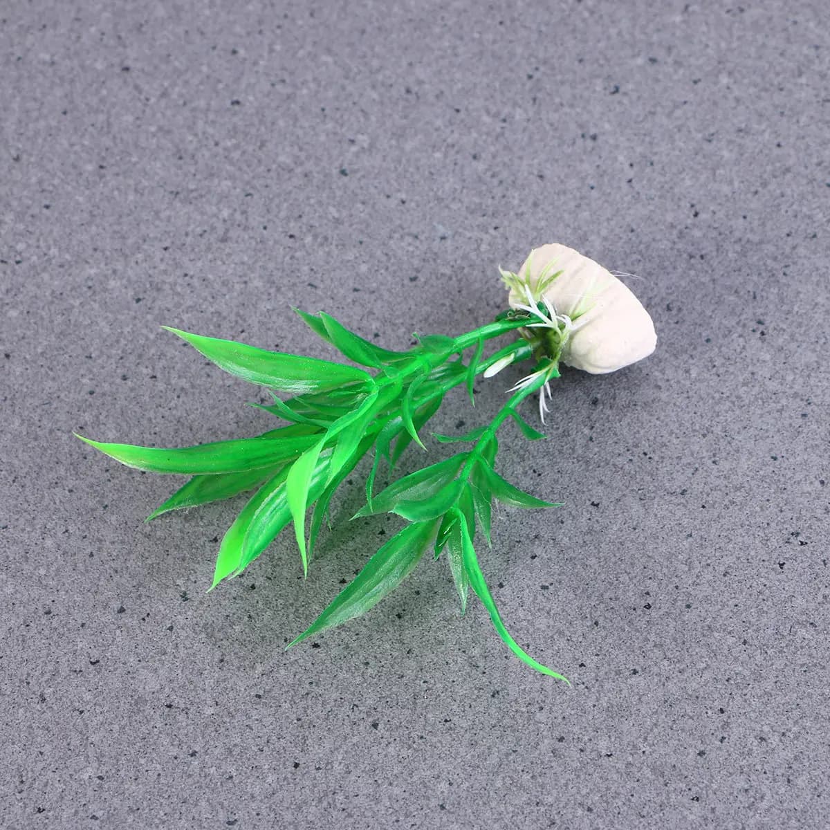 10 Pieces Aquarium Decorations, Natural Artificial Plants in Plastic Freshwater and Salad