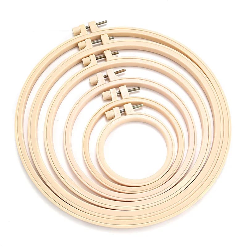 2/6pcs Plastic Embroidery Cross Stitch Hoops Embroidery Hoop Ring Frame Adjustable Sewing Tools 9/12/16/20/24/26.5cm Rings