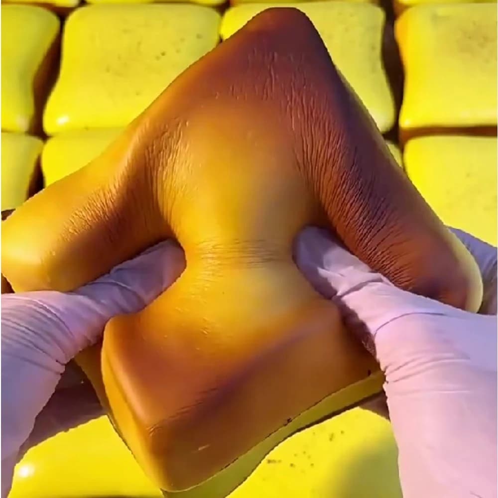 Squishy Butter Toast Pane SpremereGiocattoli per alleviare lo stress, morbidi giocattoli sensoriali anti-ansia a vita lenta per adulti Bambini ADHD