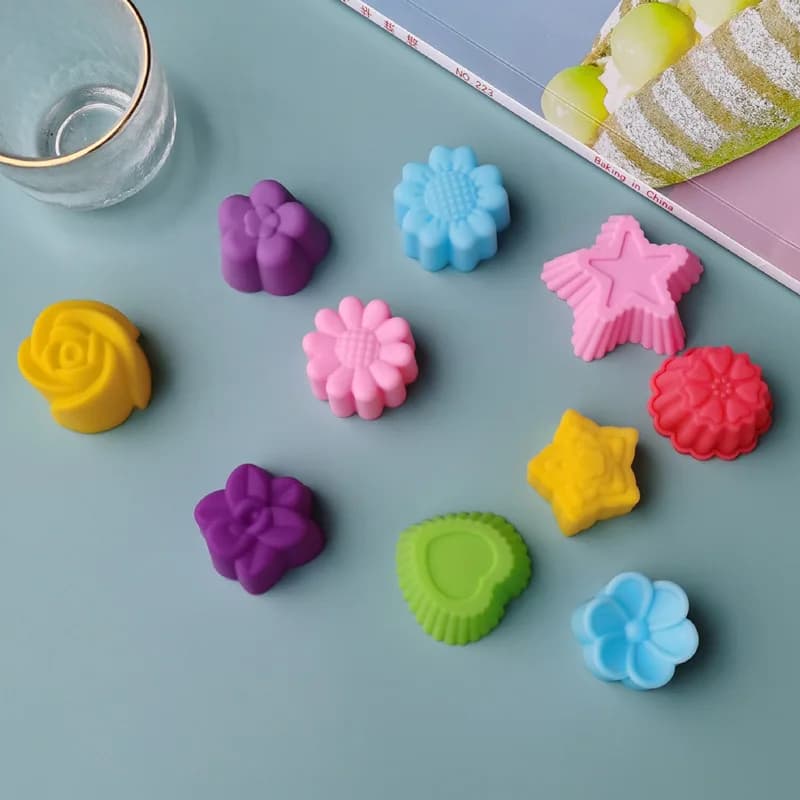 10 pz/lotto 3cm vari disegni floreali stampo per dolci in Silicone budino al cioccolato stampo per ghiaccio Cupcake strumenti di cottura Mini stampi per sapone fai da te