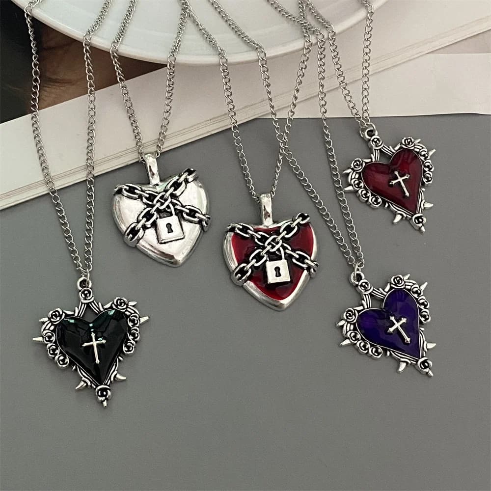 Collana a catena con ciondolo a forma di cuore nero rosso punk rock per uomo donna Cool Hip Hop Street Accessori gotici vintage Gioielli alla moda