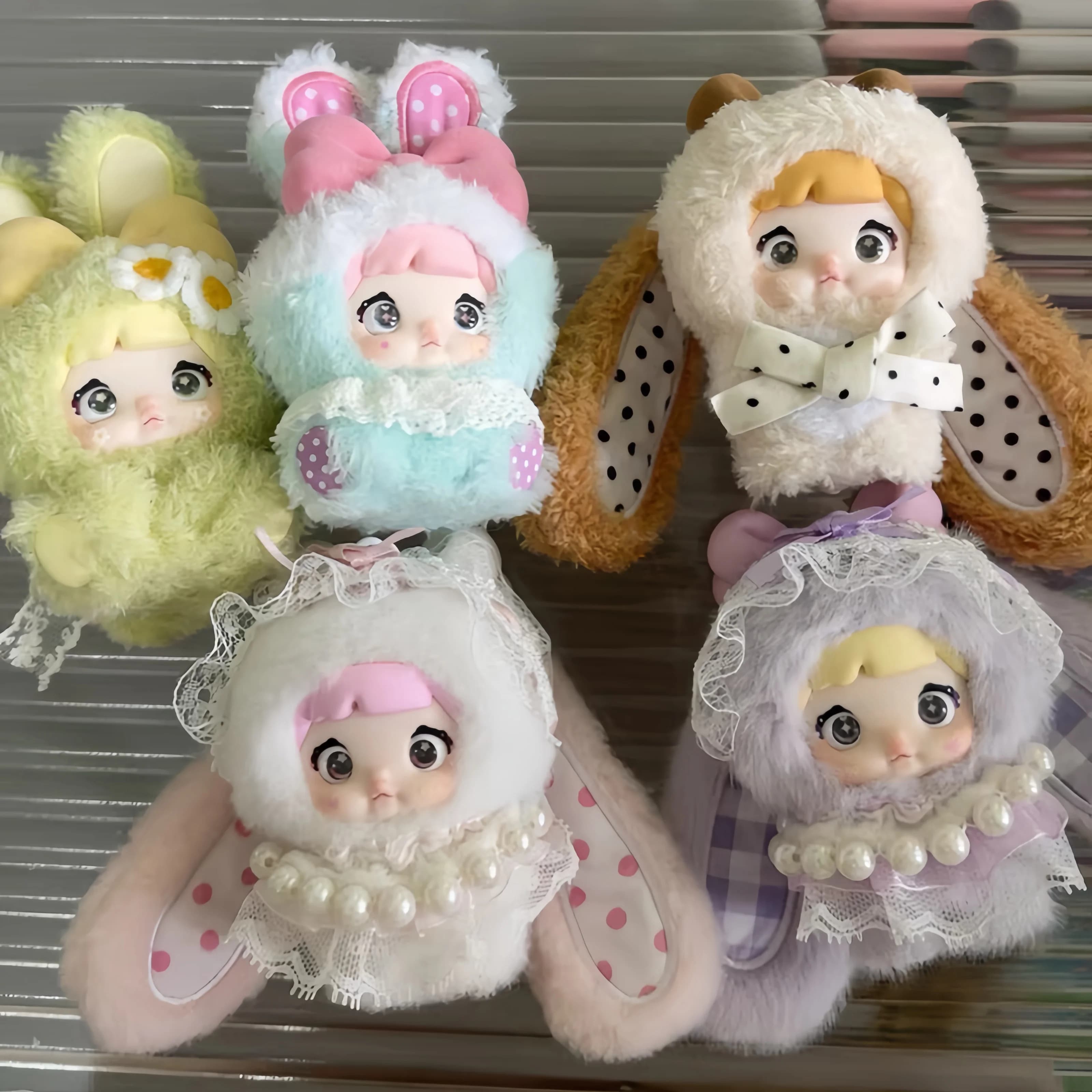 New Genuine Baby Sweetheart Bunny Series Nommi V2 Blind Box Kawaii Anime Action Figure Surprise Mystery Box Amico Regalo di Natale