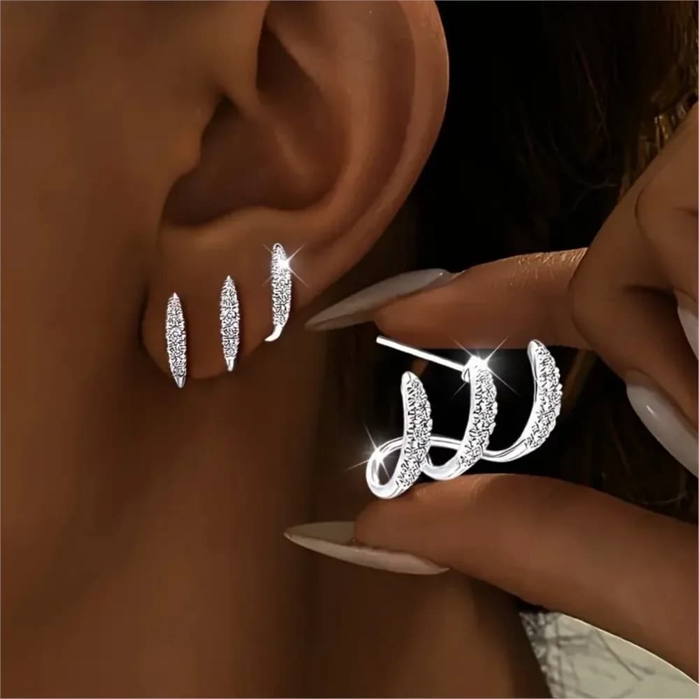 2 Orecchini Eleganti con Strass a Tre Punte per Donne, Design Lussuoso e Grazioso, Gioielli da Festa, Regalo