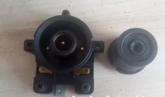 Connector for Electric Thermostat AP-101A & AP-101B - Precision Thermostat for Optimal Control of Heating