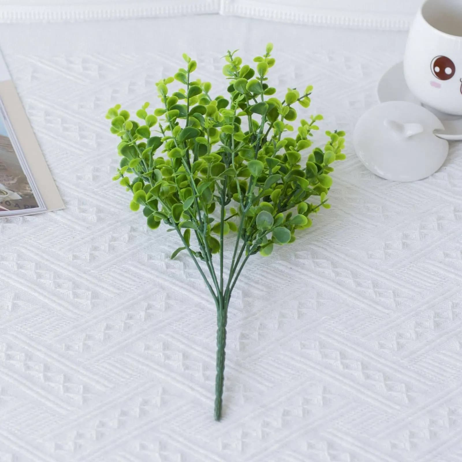 Composizione Floreale Artificiale Sospesa, Pianta Rampicante Finta in Cornice, Decorazione Murale in Legno dall'Aspetto Realistico