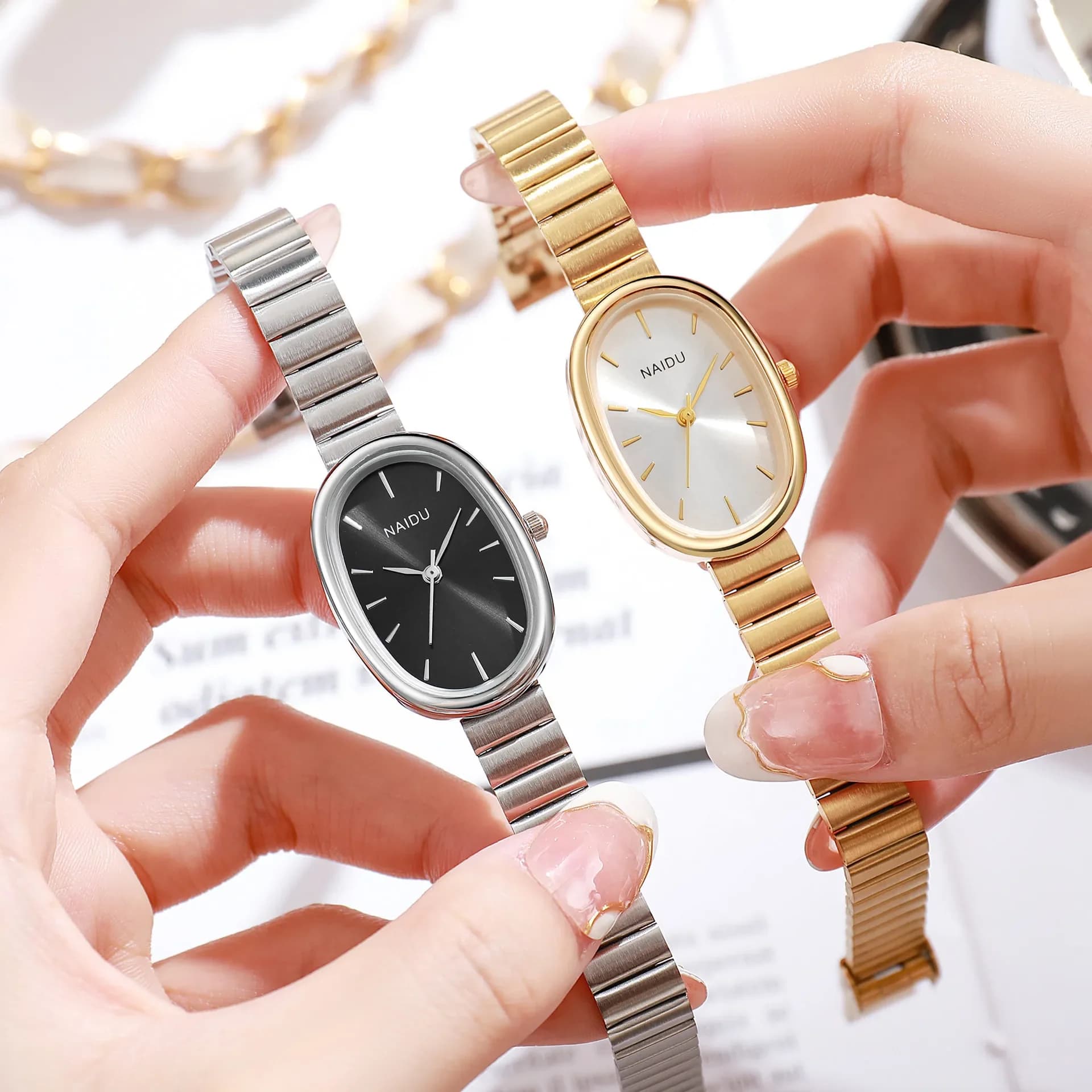 Quartz watch with small oval dial with new brand steel strap Wristwatch for student with minimalist temperament retro Dropshipping