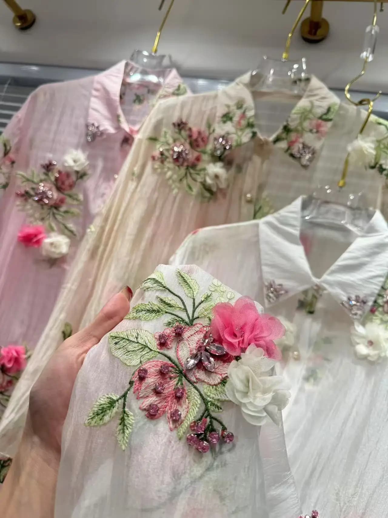 Luxury Style Flowers Embroidery Sparkling Diamonds Slim blouses with solar protection Women's Long Sleeved Summer Top Shirts