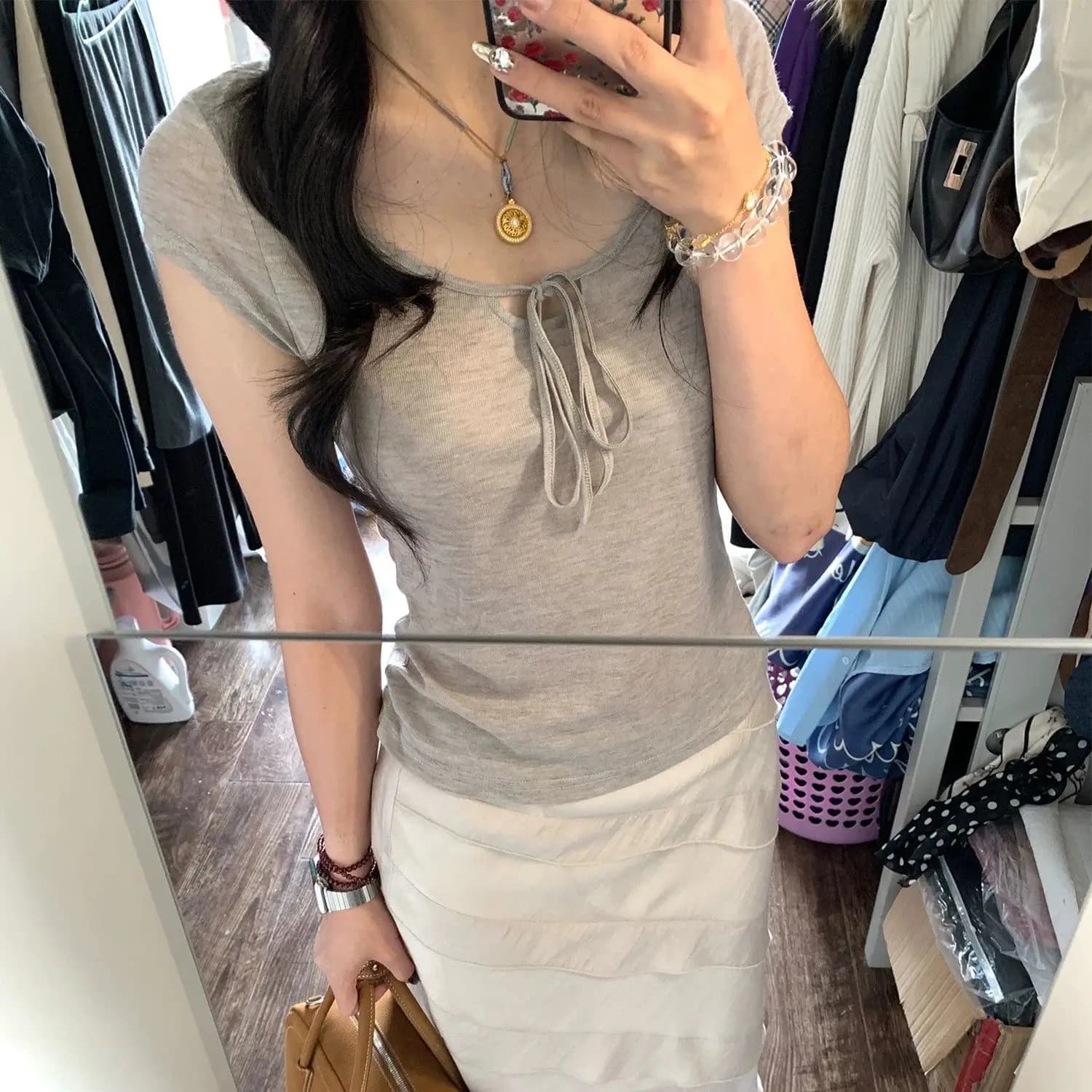 T-shirt Estiva Nuova da Donna con Effetto Snellente, Design con Cintura, Manica Corta Sottile, Scollo a U, Stile Coreano Traspirante per il Lavoro