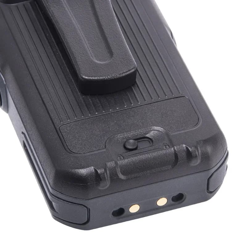 Rugged Smartphone IP68 3GB 32GB 2.4 Inch Touch Screen 5000mAh Global Frequency Bands Phone