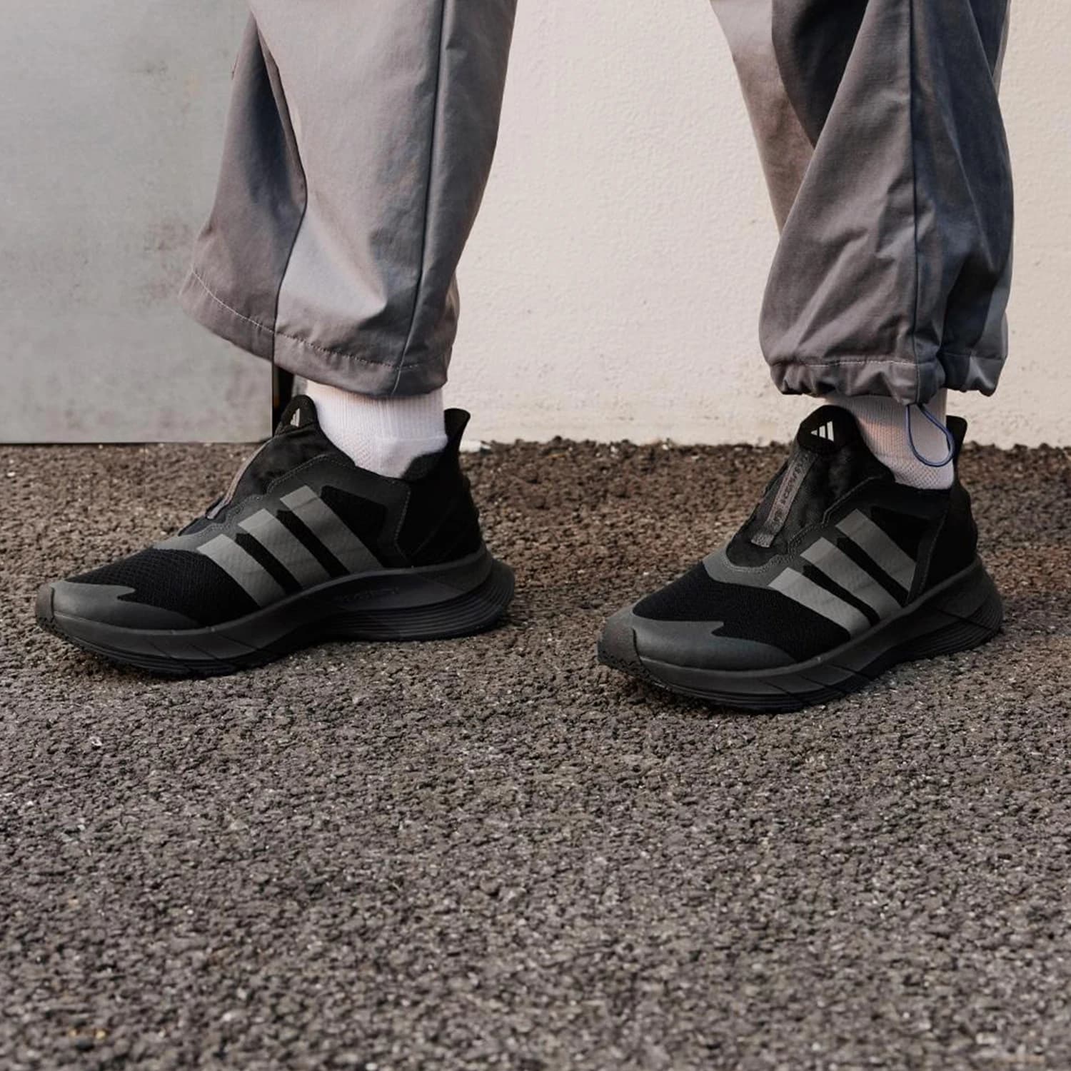 Scarpe da corsa sportive Adidas Originali GENE REVIVE in mesh unisex JQ7580
