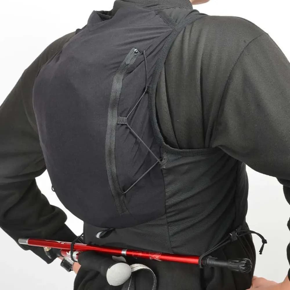 Zaino da Corsa Leggero e Traspirante con Tasche Multiple, Porta Bottiglia d'Acqua, per Telefoni e Portafogli
