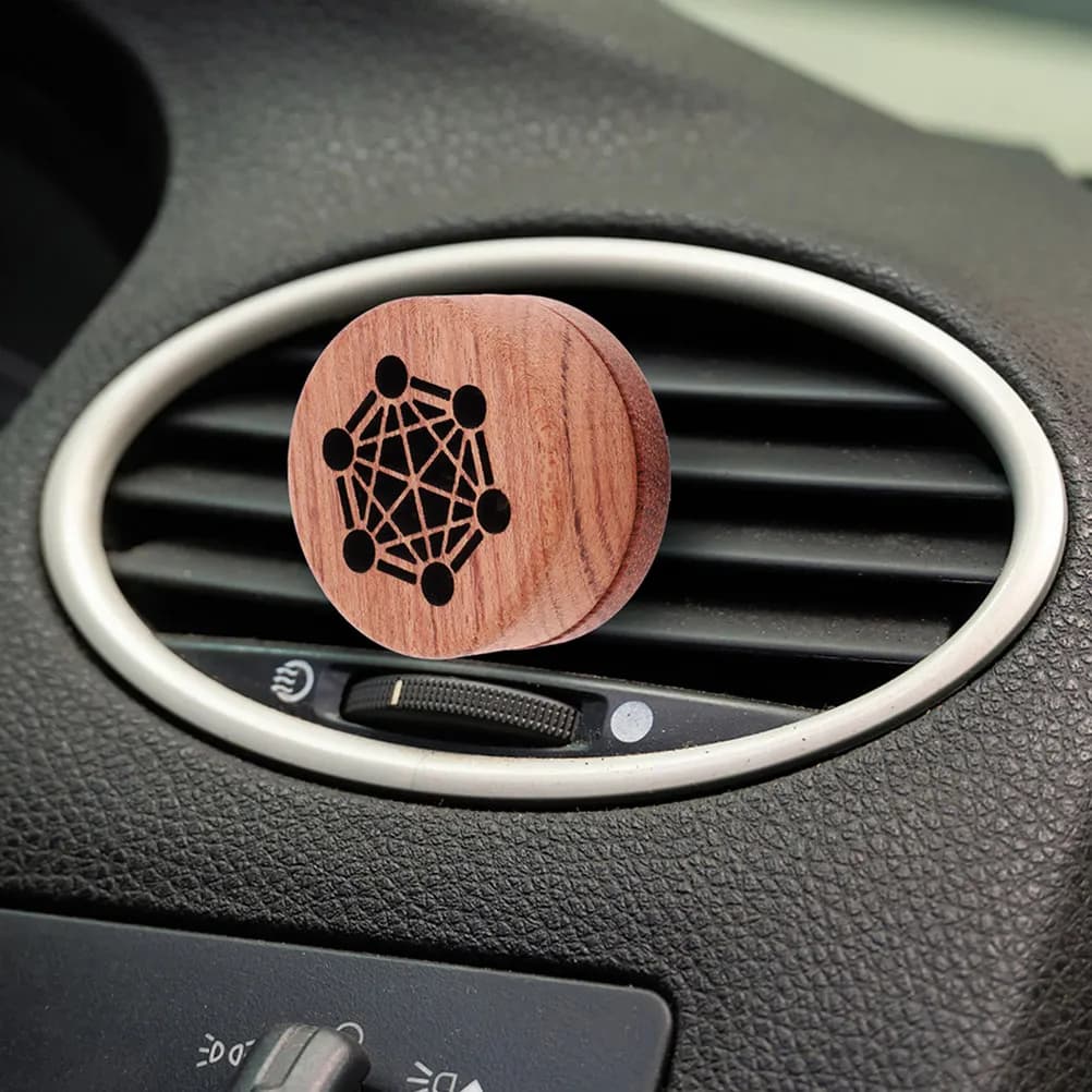 2Pcs Wood Car Air Vent Diffuser Clips Creative Aromatherapy Car Perfume Clip Essential Oil Freshener for Vehicle Home Use
