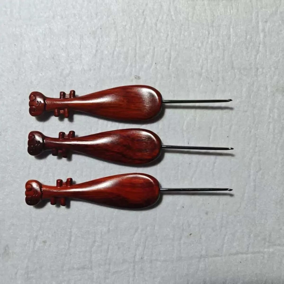 Red Sandalwood Pipa Handle Crochet Hook Stainless Steel Knitting Head Sweater Needles DIY Sewing Tool