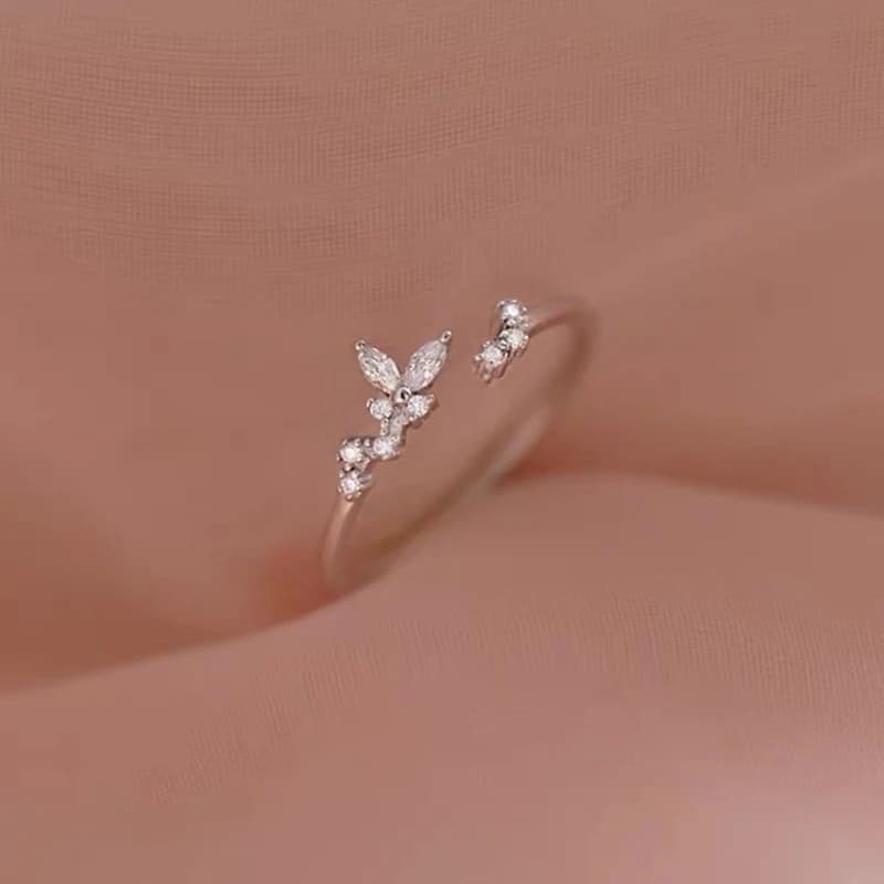 Anello regolabile in argento sterling 925 con zirconi a forma di foglie per donna, gioielli raffinati e graziosi, accessori di lusso leggero per feste.