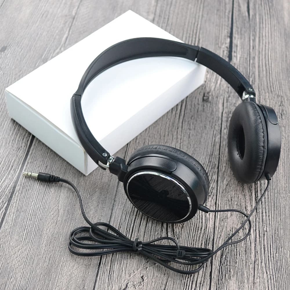 3.5mm Universal Wired Computer Headphones Foldable Portable Play Headphones for Music Stereo Headphones for Sports Earphones with Noise Cancellation