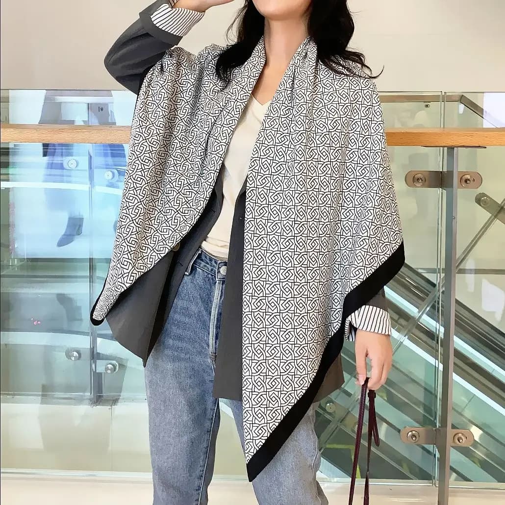 New 130cm Geometric Court Stripe Women's Oblique Silk Scarf Sunscreen Shawl Large Square Scarf Fashionable Korean Style