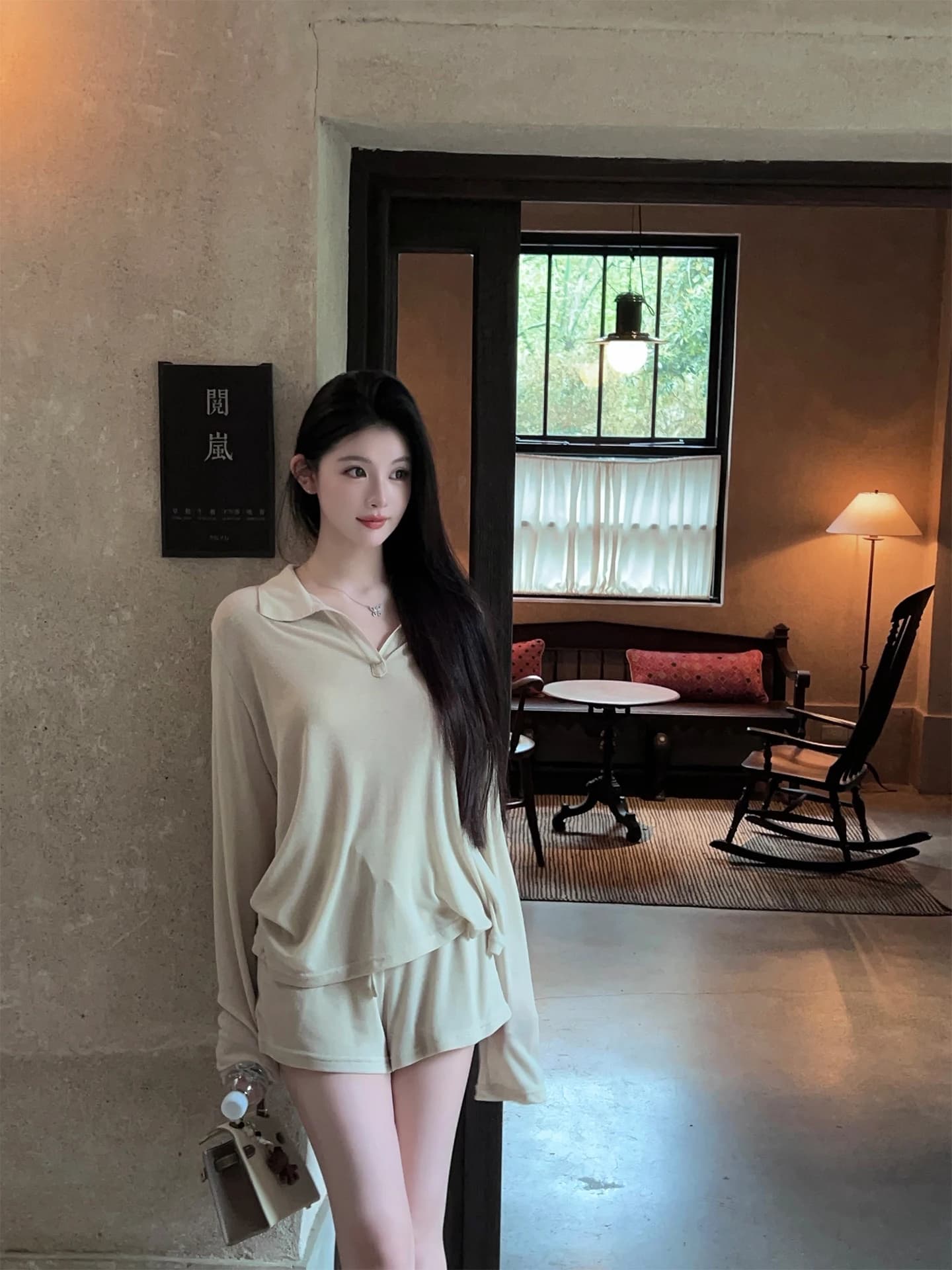 FairyJiang Set Estivo Casual con T-Shirt a Maniche Lunghe e Scollo a V per Donna, Completo Due Pezzi con Pantaloncini a Tre Quarti, Traspirante e Leggero