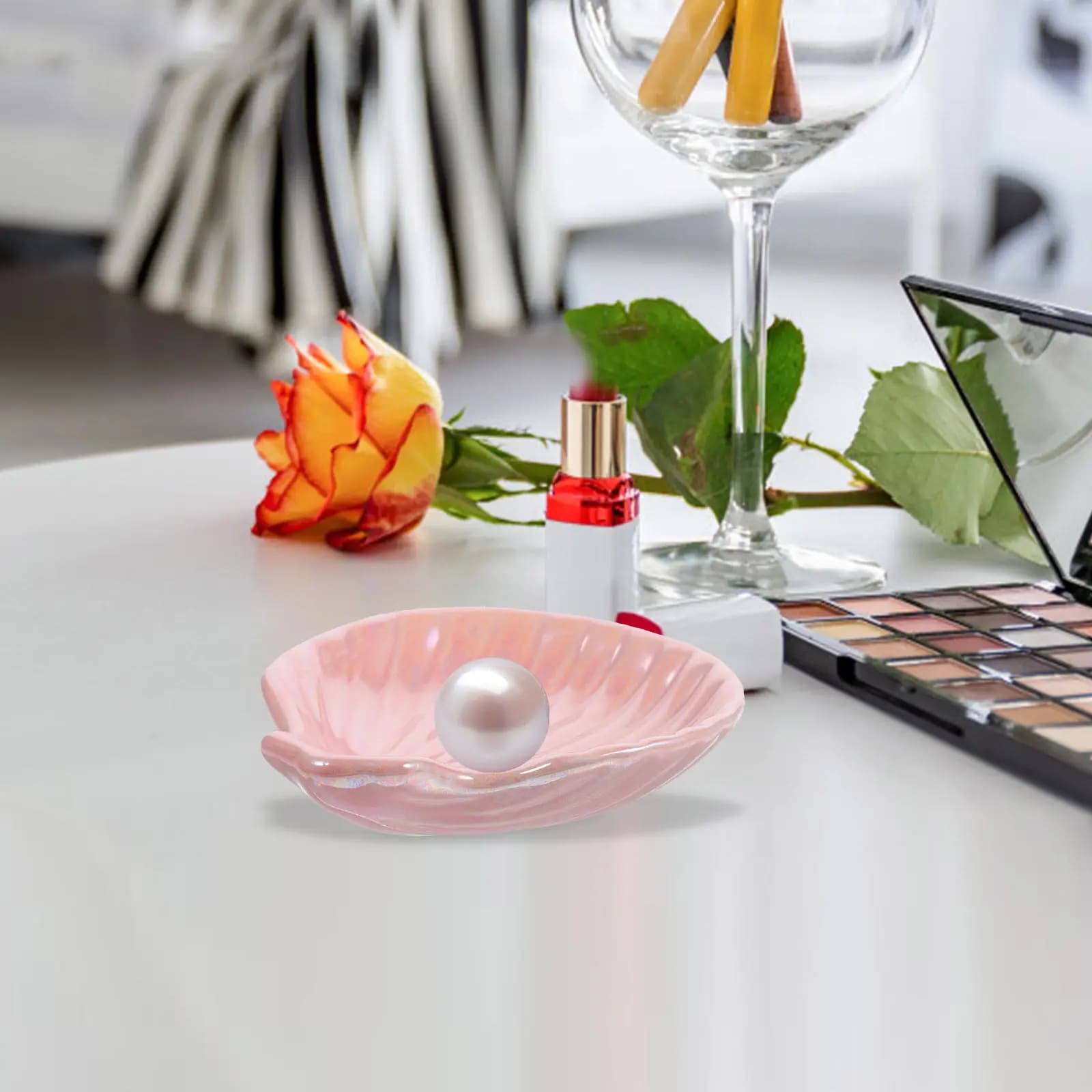 Ceramic Shell Jewelry Tray Compact Desktop Display Dish for Rings Earrings Bracelets Keys Lipstick Trinket Organizer Vanity Tray