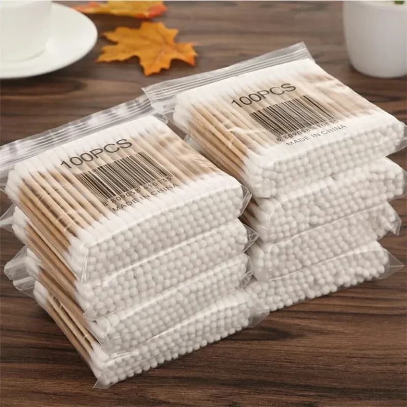 500 pz Doppia Testa Tampone di Cotone Donne Trucco Germogli di Cotone Punta per Bastoncini di Legno Naso Orecchie Pulizia Strumenti di Assistenza Sanitaria