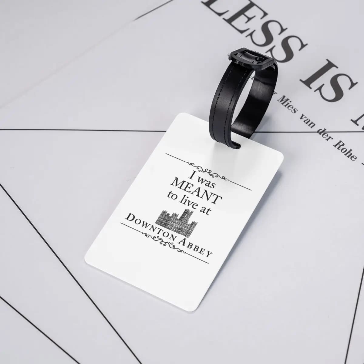 Etichette per bagagli I Was MEANT To Live At Downton Abbey, accessori per valigie, etichette per bagagli da viaggio, porta etichette per bagaglio, porta ID, nome, indirizzo