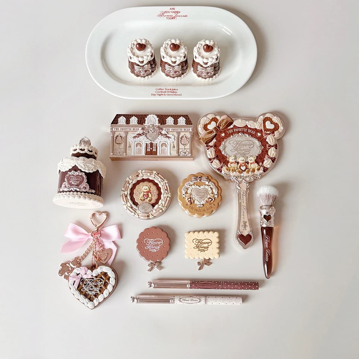 Flower Knows Collection Sweetie Bear Kit Viral Makeup With Lip Gloss Blush Shade Shadows And Corrector