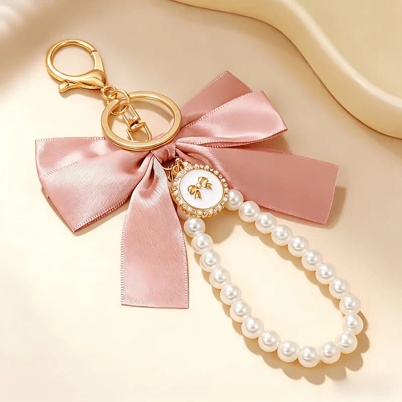 1pc Elegant Pearl Bowknot Keyring, Cute Bag Pendant for Ladies, Portable Car Key Holder, Wrist Ornament, Perfect Festival Presen