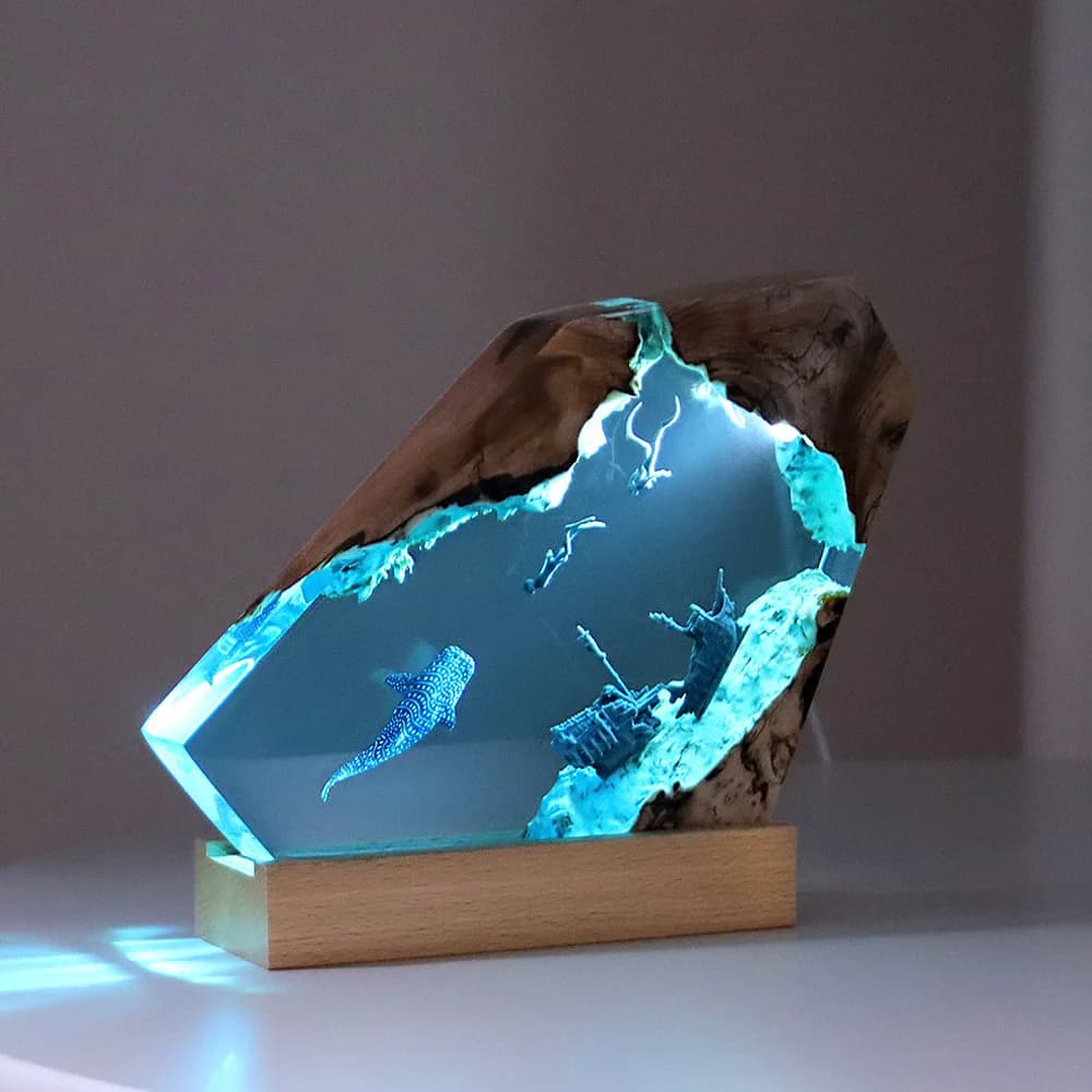 New Creative Bedroom Interior Decoration Office Table Accents Ocean Art Crafts Table Lamp Light Resin Epoxy Night Light Gift