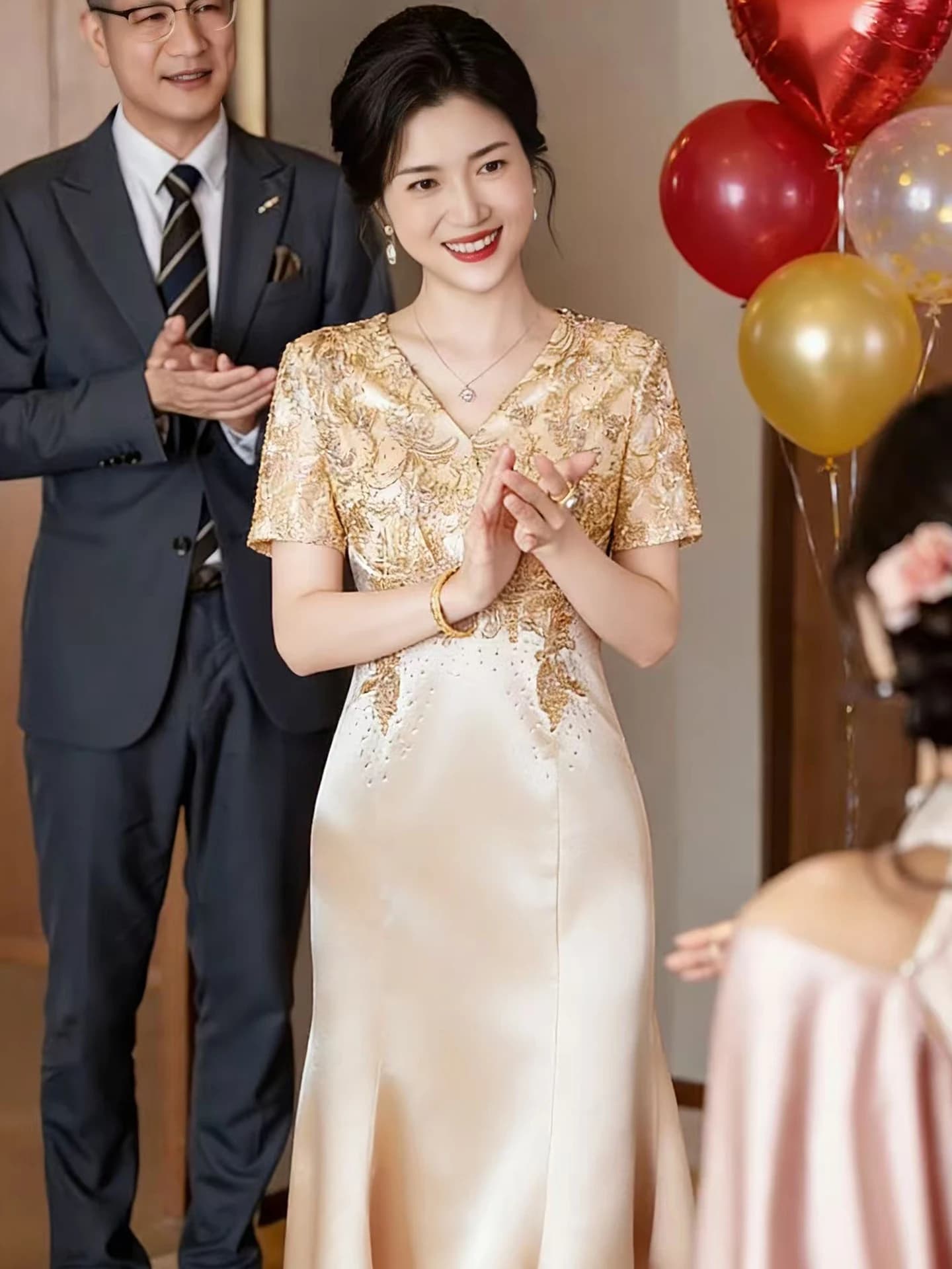 Elegante Abito da Sposa per Mamme, Vestito Midi alla Moda a Vita Alta, Manica Corta, Scollo a V Profondo, Ricamato in Fibra di Poliestere per Banchetti