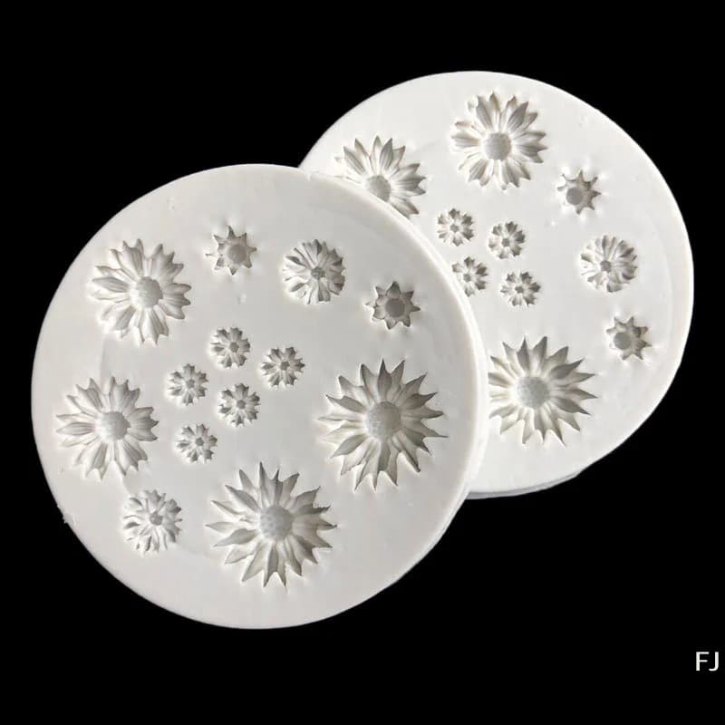 [YU] Chrysanthemum Flower Shape Silicone Mold Baking Mold Fondant Cake Decorating Tools Resin Mould