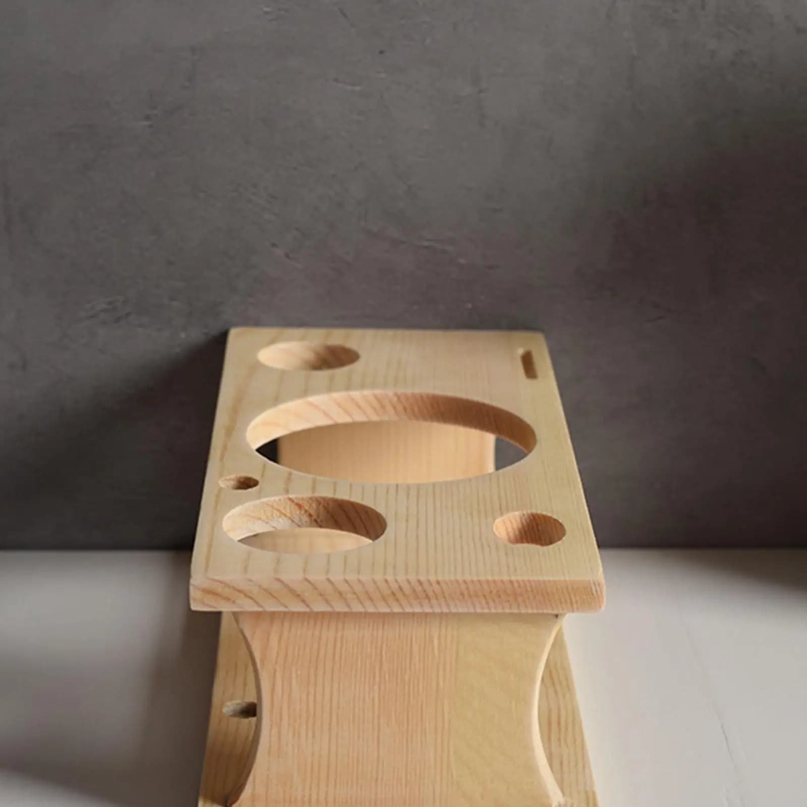 Cocktail Shaker Wooden Rack Display Stand Storage Holder for Bar Tools Jigger Mixer Strainer Pourer Countertop Organizer