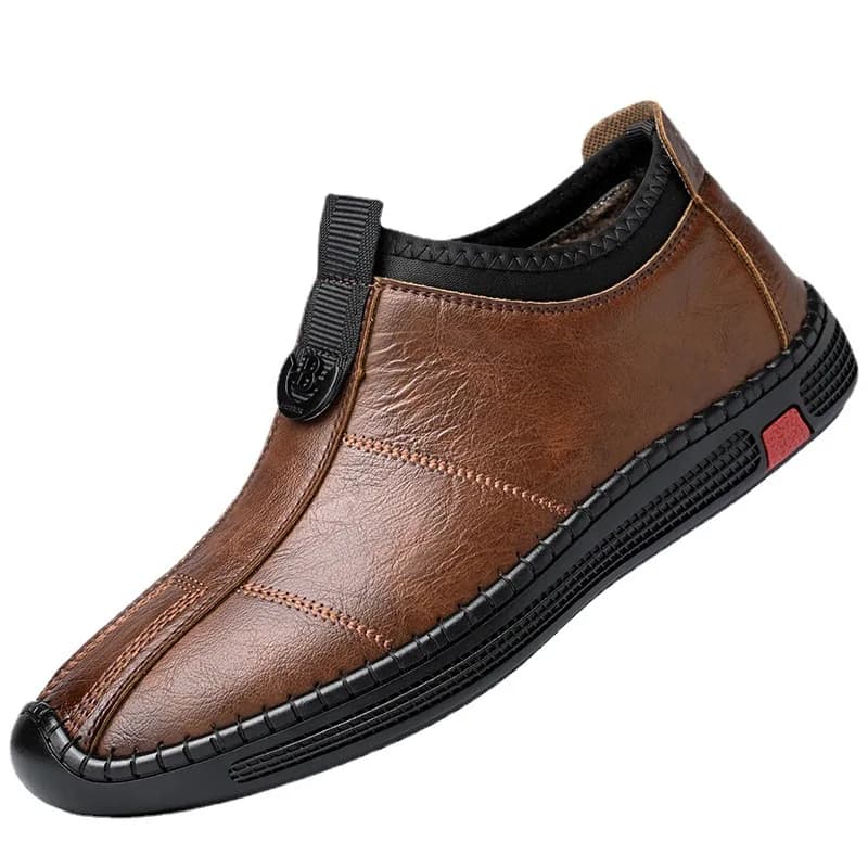 Autunno inverno nuove scarpe in pelle firmate per uomo Casual mocassini caldi spazzolati scarpe uomo moda scarpa maschile