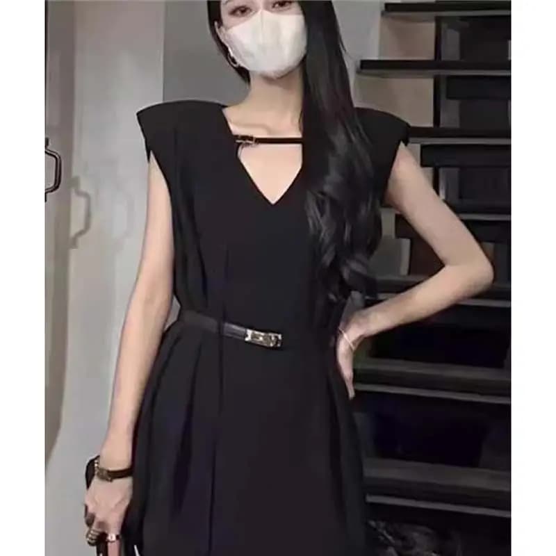Ele Two-Piece Set Summer 2026 Faion Waist Belt Svel irt orts Women's Ensemble Casual Sle Polyester Fiber