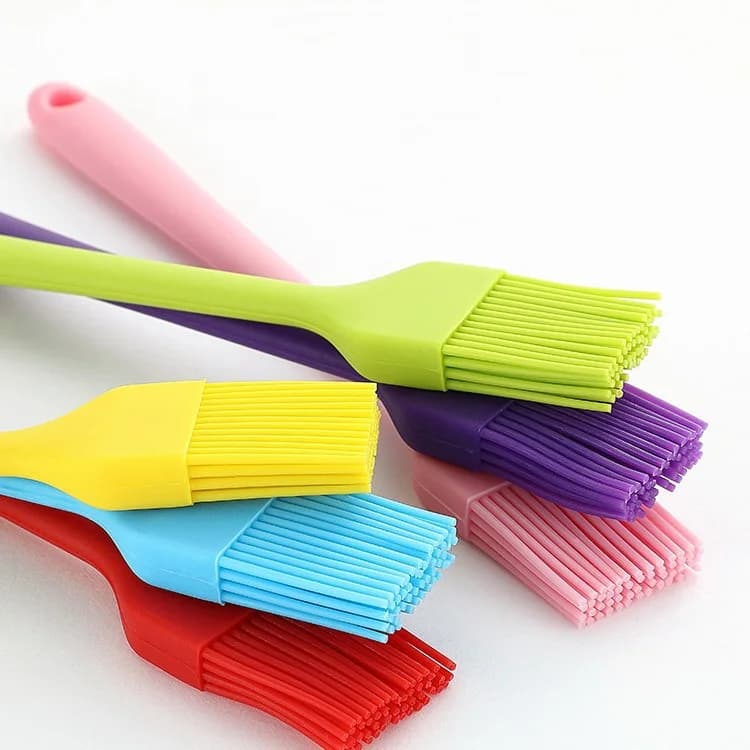 Silicone BBQ Brush Baking Kitchen Tools Oil Brush Sweeper Integrated Sauce Food Cleaning Easy to Clean Barbecue Grilling Tools