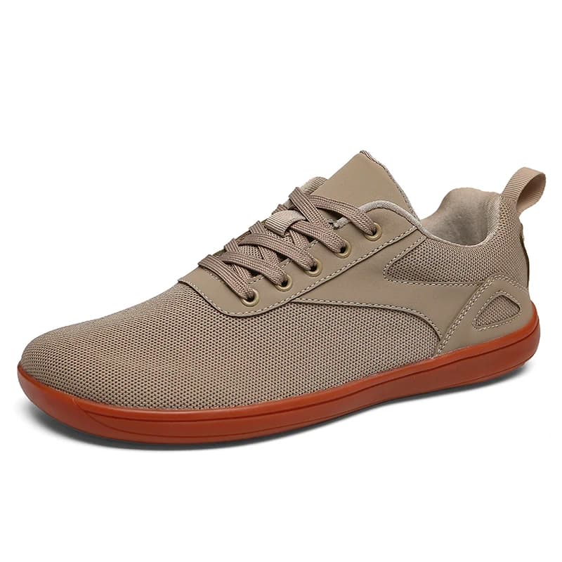 Scarpe sportive casual a punta larga a piedi nudi con superficie in rete volante scarpe da corsa da uomo traspiranti di grandi dimensioni 47